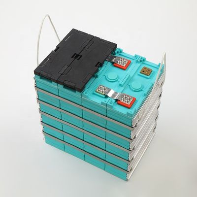 Καλή τιμή μπαταρία λίθιου 3.2V 200Ah LiFePo4 για το ηλεκτρικό μηχανικό δίκυκλο on-line